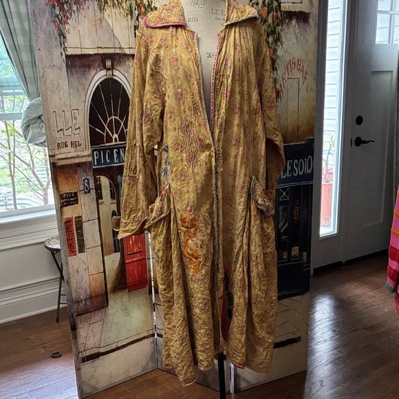 Magnolia Pearl Quilted Melie Coat 1146,
LaVerne, OS - Picture 2 of 16